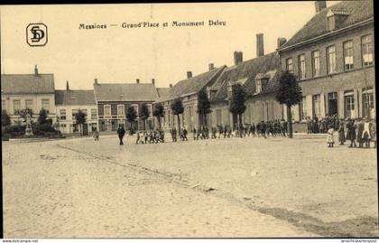 CPA Messines Mesen Westflandern, Blick auf den Grand Place et Monument Deleu
