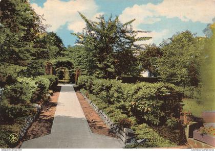 [-5%] BELGIQUE - Wezembeek Oppem - Institut Notre Dame des VII Douleurs - Vue du jardin - Nels - Ern Thill - Carte posta