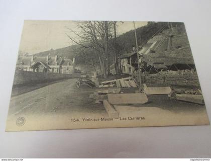 Yvoir sur Meuse, Les Carrieres