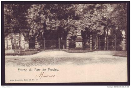 Entrée du Parc de PRESLES  //