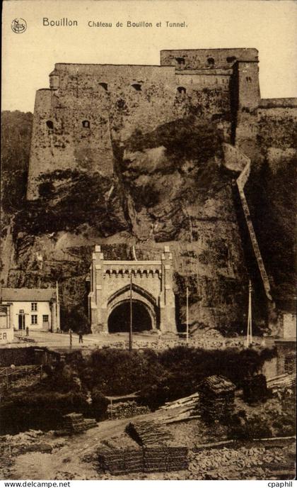 Belgie Belgique CPA Bouillon Chateau de Bouillon et tunnel