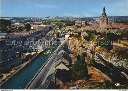 Couvin Ville et la falaise