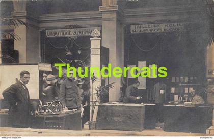 CPA CARTE DE PHOTO BRUXELLES FOTOKAART BRUSSEL EXPOSITION CORDONNERIE TAILLEUR