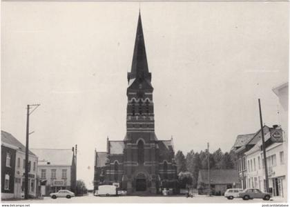 Tollembeek - Kerk en Plaats