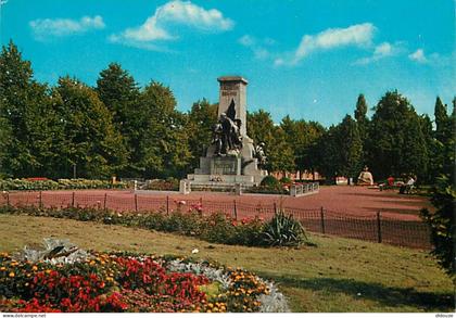 Belgique - Gilly - Le monument - Fleurs - Carte Neuve - CPM - Voir Scans Recto-Verso