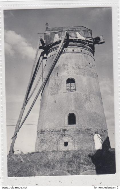 Koekelare - Hovaeremolen. Reeks Windmolens van West-Vlaanderen. *
