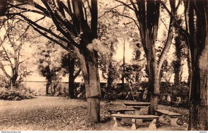 MONTIGNY LE TILLEUL / LE CHATEAU