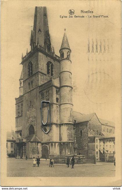 Nivelles :   ecrit 1933 avec timbre