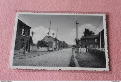 CPA - GENLY ( QUEVY FRAMERIES ) - POINT D'ARRET ( PASSAGE A NIVEAU )