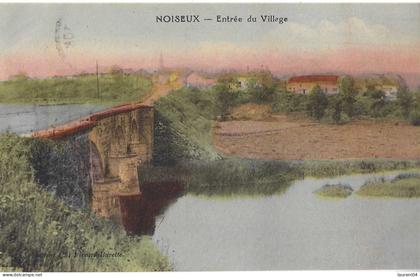 SOMME LEUZE. NOISEUX.  ENTRE DU VILLAGE