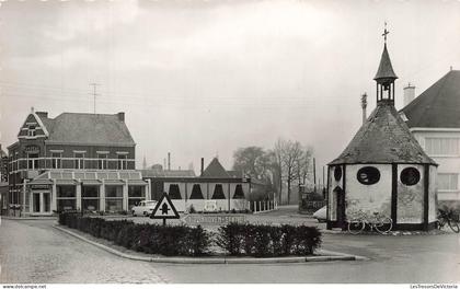 [-10%] BELGIQUE - Zonhoven - De Klok - Echte foto - J. Prevot  - Carte postale