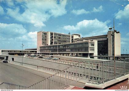 BELGIQUE - Bruxelles - Luchthaven - Aéroport - Aérogare - Transport - Bâtiment - Nels - Ed Ern Thill - Carte postale