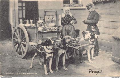 Belgique - Laitière flamande et sa voiture à chien - Vlaamse melkmeid en haar hondenkar - Flemish milkmaid with her dog