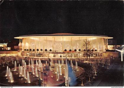 BR53037 le pavilion des Etats unis la nuit Bruxelles    Belgium