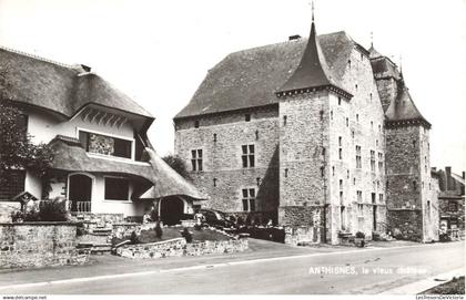 [-5%] BELGIQUE - Anthisnes - le vieux Château - vue générale - de lextérieure - animé - Carte Postale Ancienne