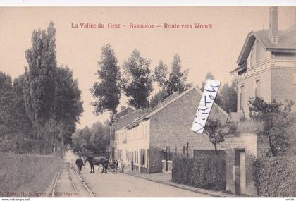 Bassenge : route vers Wonck   : La vallée du Geer