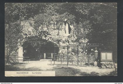 +++ CPA - BASSENGE - La Grotte  //