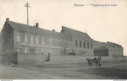BELGIQUE - Betecom - Pensionaat St Jozef - Bâtiment - Attelage cheval - Transport - Animé - Carte postale ancienne