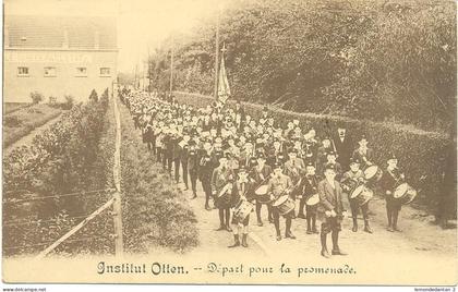 Buggenhout: institut Otten - Départ pour la promenade