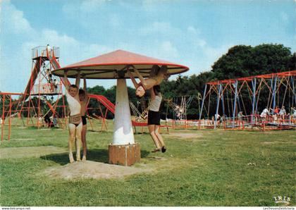 [-15%] BELGIQUE - Burdinne - Oteppe - Lhirondelle - Plaine de jeux - Château - Animé - Carte postale