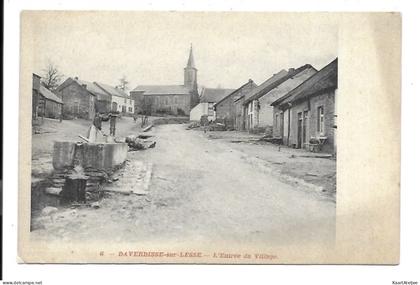 Daverdisse - L'Entrée du village.