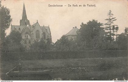 BELGIQUE - Denderleeuw - De Kerk en de Pastorij - église - barque - transport - Oblit 1920 - Carte Postale Ancienne