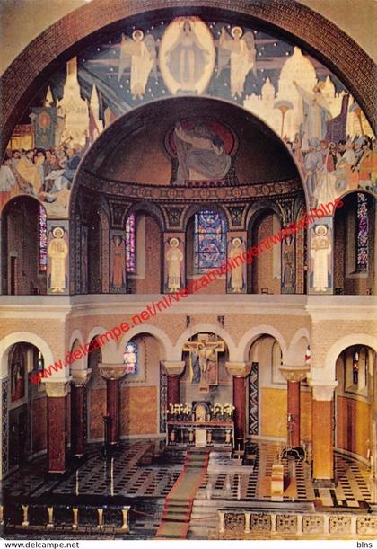 Binnenzicht der Basiliek - Edegem