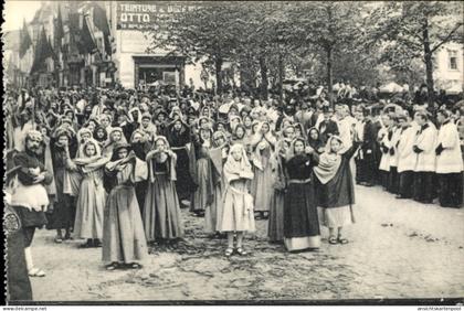 CPA Bruges Westflandern, Processie van't Heilig Bloed, Mannen en vrouwen van Bethleem zingen