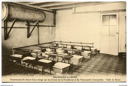 CPA Carte Postale - Belgique - Frameries - Pensionnat du Sacré Coeur - Salle de Bain (DG14981)