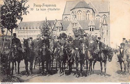 Belgique - PASSY-FROYENNES (Hainaut) La leçon d'équitation
