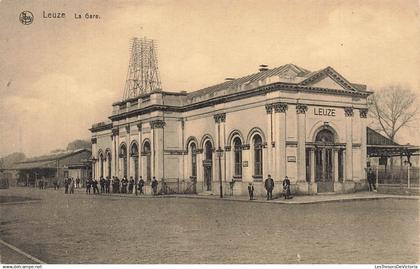 BELGIQUE - Leuze - Gare - échafauds - gare ferroviaire - transport - Animé - ed Ennetière Nels - Carte Postale Ancienne