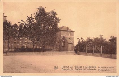 [-5%] BELGIQUE - Gesticht St Gabriel te Liedekerke - De speelplaats - cour - récréation - Ste Vierge - Carte Postale Anc