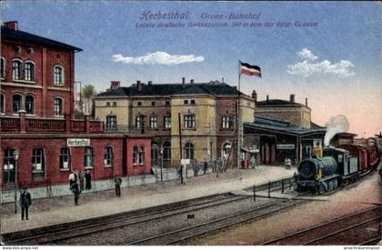 CPA Herbesthal Lontzen Wallonien Lüttich, Grenzbahnhof, Gleisseite, Dampflok
