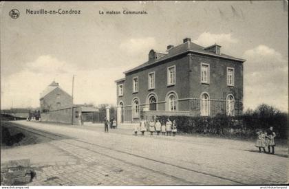 CPA Neuville en Condroz Neupré Wallonien Lüttich, La maison Communale