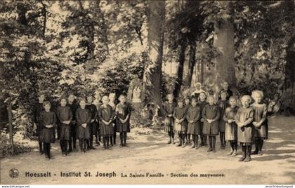 CPA Hoesselt Hoeselt Flandern Limburg, Institut St. Joseph, La Sainte Familie, Gruppenbild, Kinder