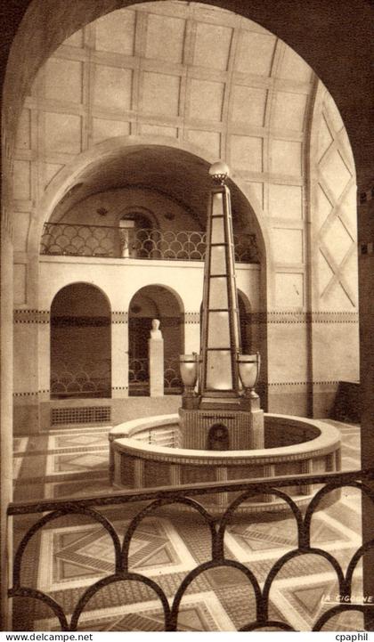 CPA Plombieres les Bains Vosges La Buvette