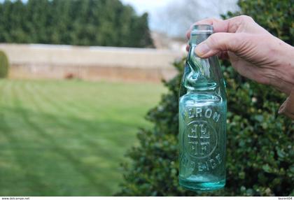BRASSERIE, LIMONADIER. FERON HODEIGE, REMICOURT ( WAREMME). ANCIENNE BOUTEILLE A SODA