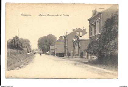 Wasseiges - Maison Communale et Ecoles.