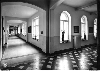 [-20%] BELGIQUE - Wezembeek Oppem - Institut Notre Dame des VII Douleurs - Couloir - porte - Nels - Ern Thill - Carte po