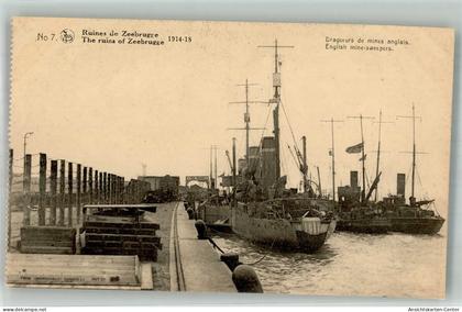 38248257 - Zeebrugge