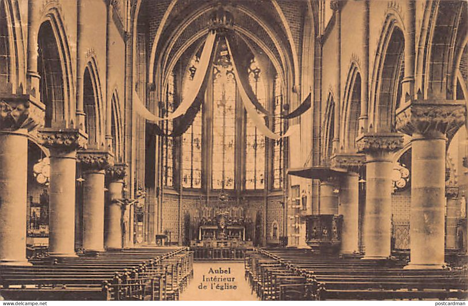 Belgique - AUBEL (Liège) Intérieur de l'église