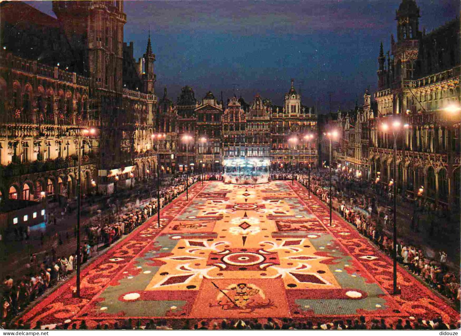 Belgique - Bruxelles - Brussel - Grand place - Tapis de fleurs la nuit - CPM - Voir Scans Recto-Verso