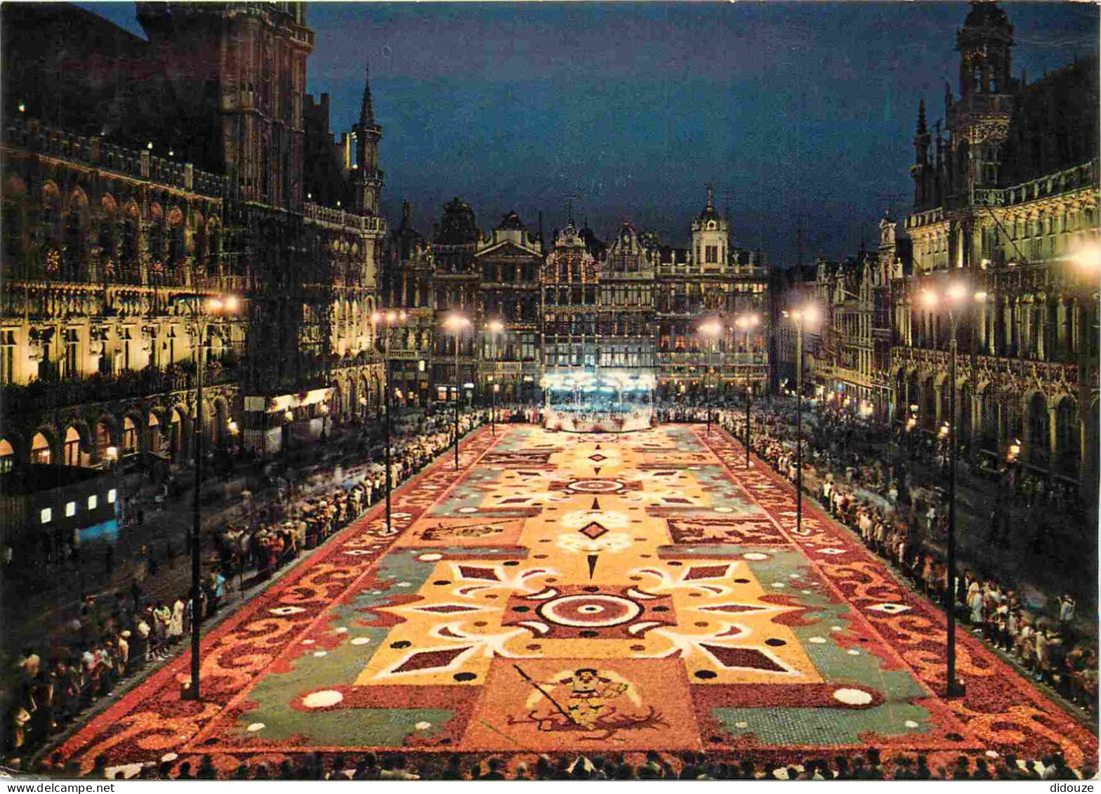 Belgique - Bruxelles - Brussel - Grand place - Tapis de fleurs la nuit  - CPM - Voir Scans Recto-Verso