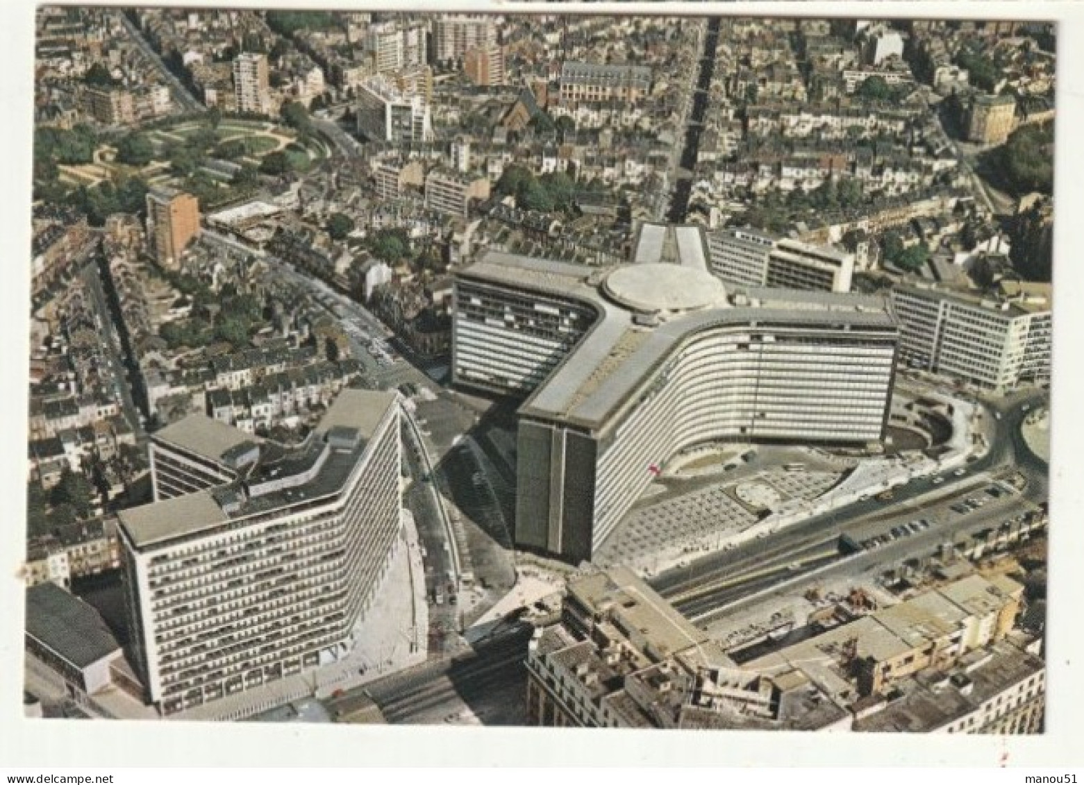 BELGIQUE -  BRUXELLES - Les bâtiments de la Communauté Européenne