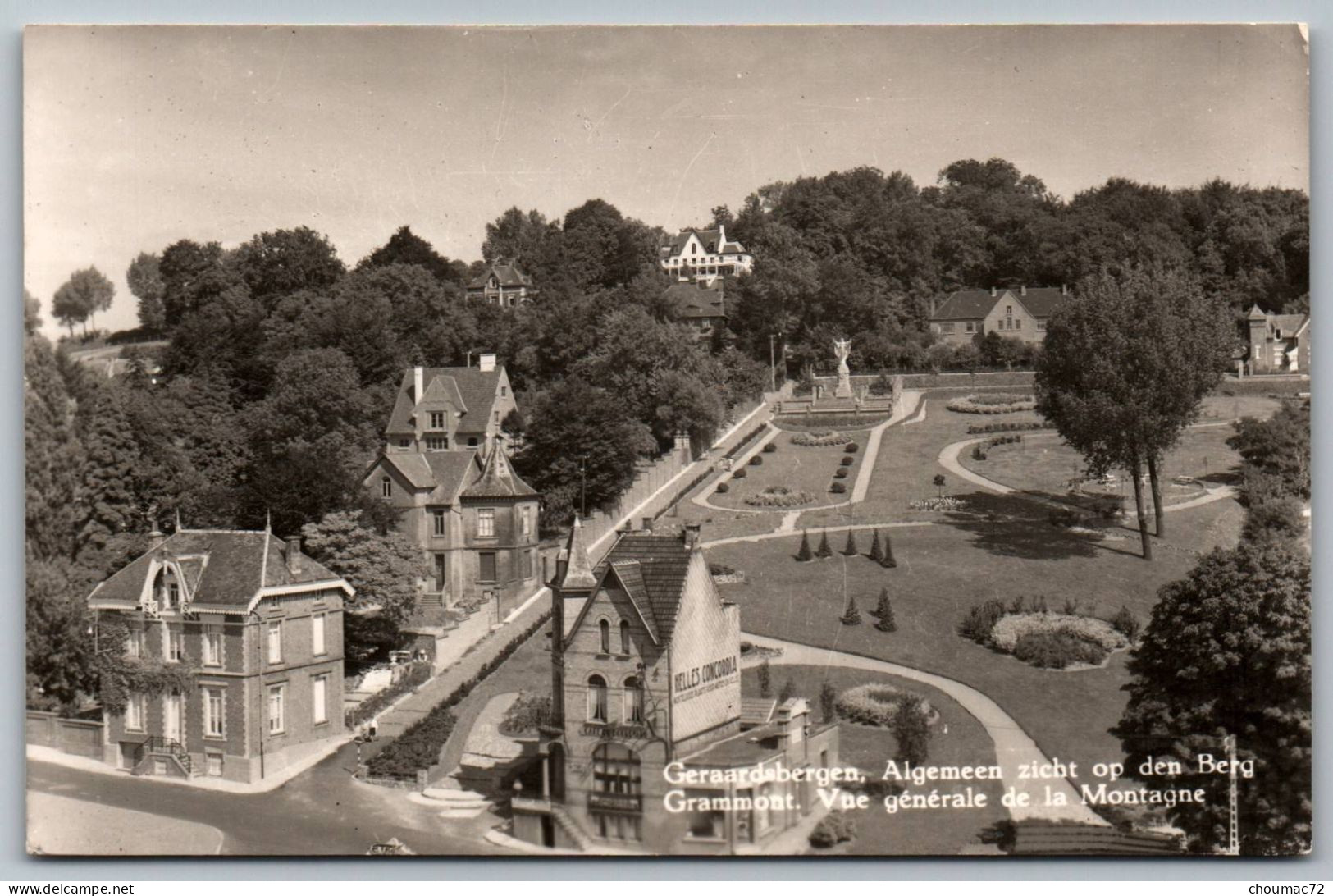 (Belgique) Flandre Orientale 038, Grammont Geraardsbergen, Vue générale de la montagne