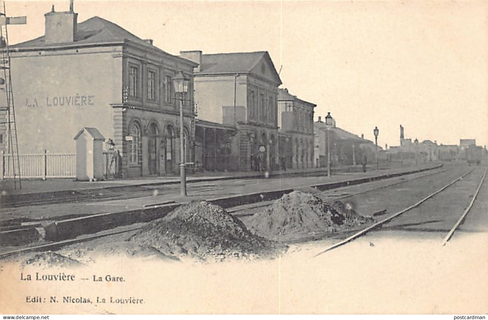 Belgique - LA LOUVIÈRE (Hainaut) La Gare
