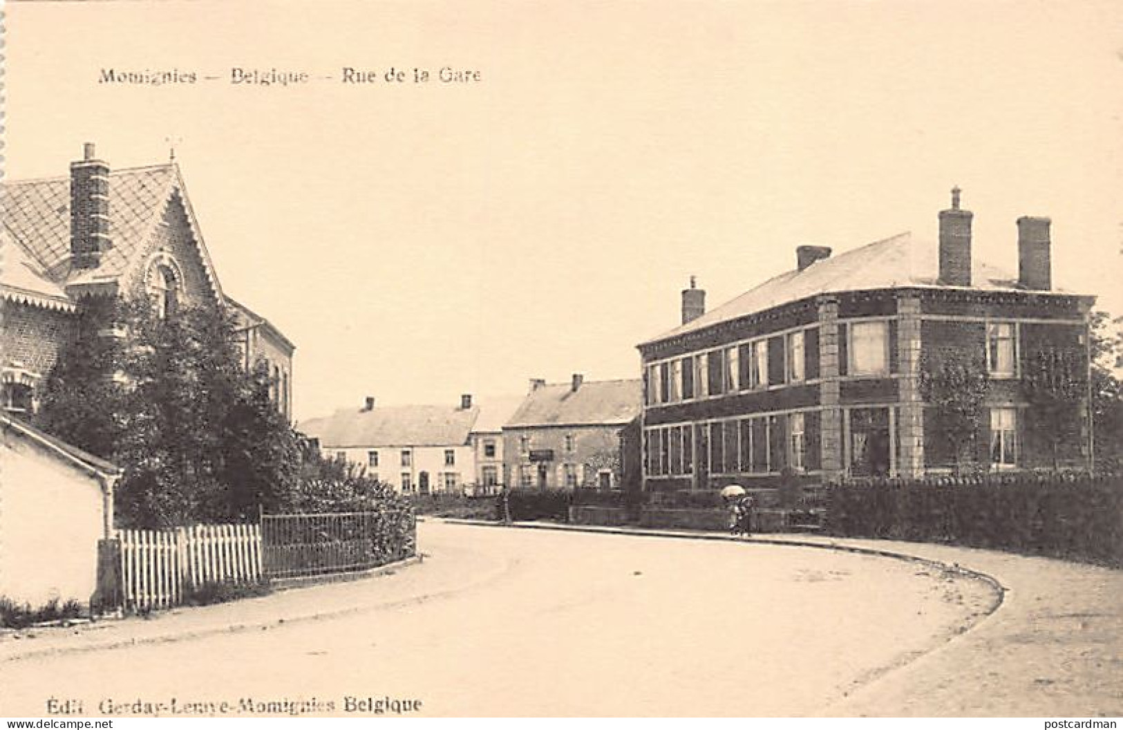 Belgique - MOMIGNIES (Hainaut) Rue de la Gare