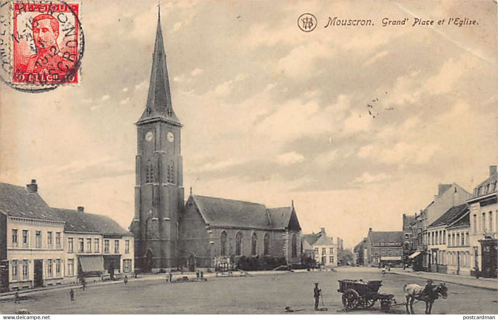 Belgique - MOUSCRON (Hainaut) Grand' Place et l'église
