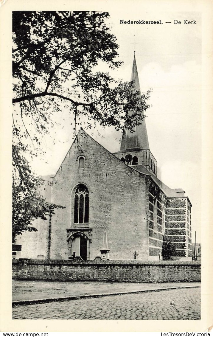 BELGIQUE - Nederockerzeel - De Kerk - Eglise - religion - entrée - croix - Carte Postale Ancienne