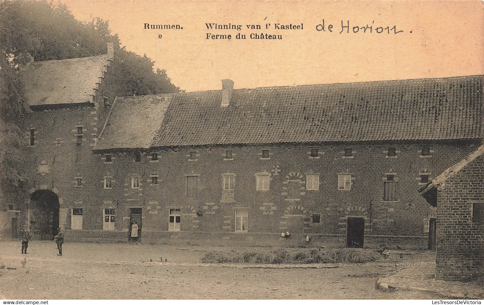 BELGIQUE - Rummen - Winning - Kasteel de Hovion - Ferme du château - Bâtiment - Cour - Animé - Carte postale ancienne